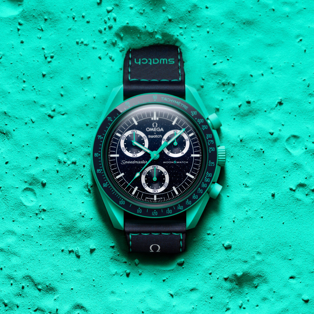 MoonSwatch MISSION ON EARTH POLAR LIGHTS