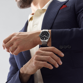 T. H. Carrera Data Black 39 mm