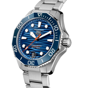 T. H. Aquaracer Professional 300 Date Blue 42mm